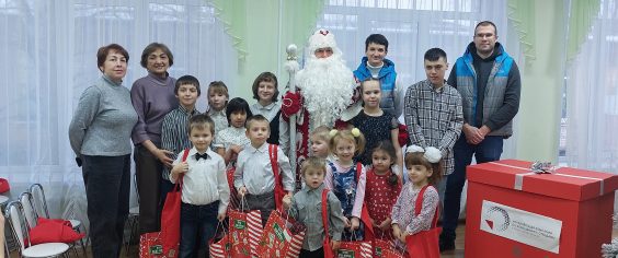 Регоператор поздравил с наступающим Новым Годом воспитанников реабилитационного центра «Дарина»