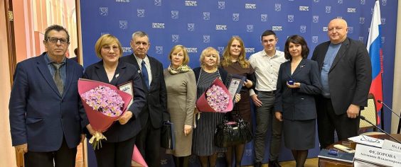 Садоводам разъяснили порядок заключения договора на вывоз мусора